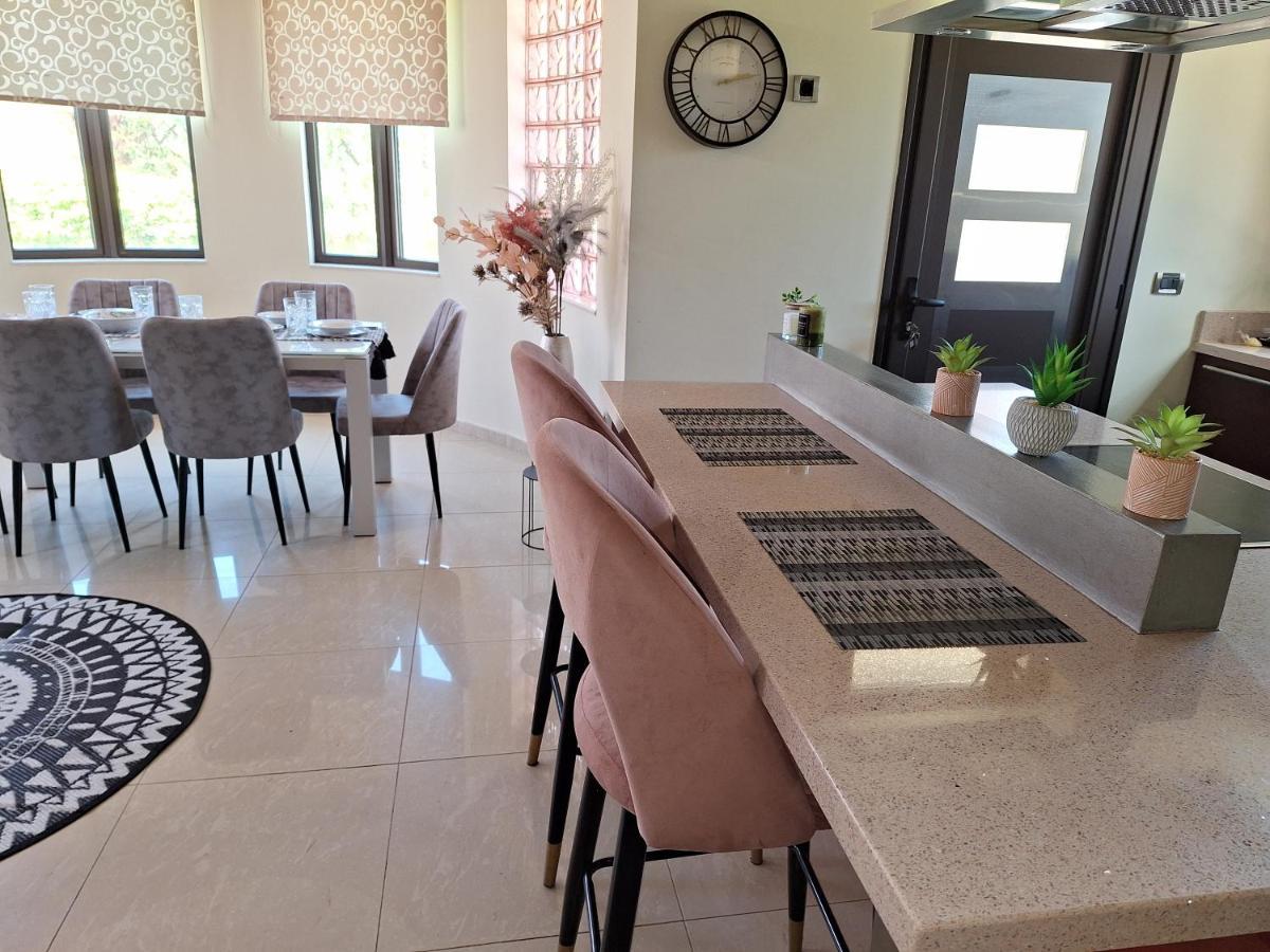 Villa Maria شاراكي المظهر الخارجي الصورة